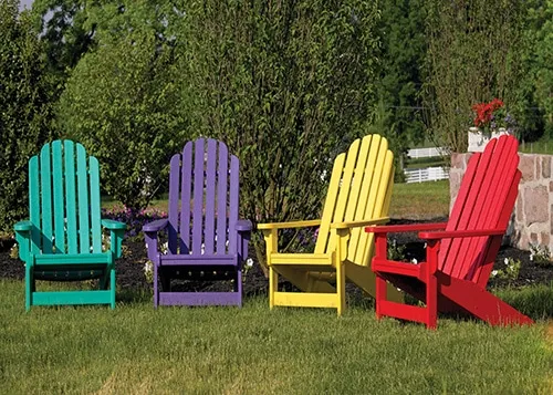 Farebné stoličky do záhrady