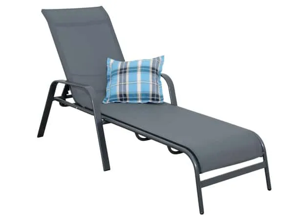 Hliníkové záhradné lehátko