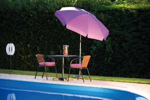 Jednoduchý záhradný slnečník