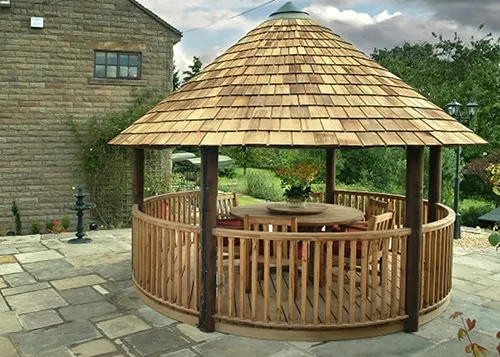 Moderný kruhový altánok