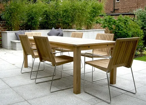 Záhradný stôl a stoličky