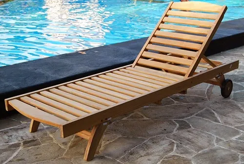 Záhradné lehatko z teaku